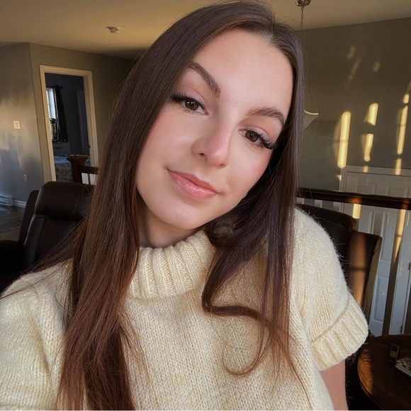 Abercrombie & Fitch yellow Turtleneck Sweater - Picture 3 of 3